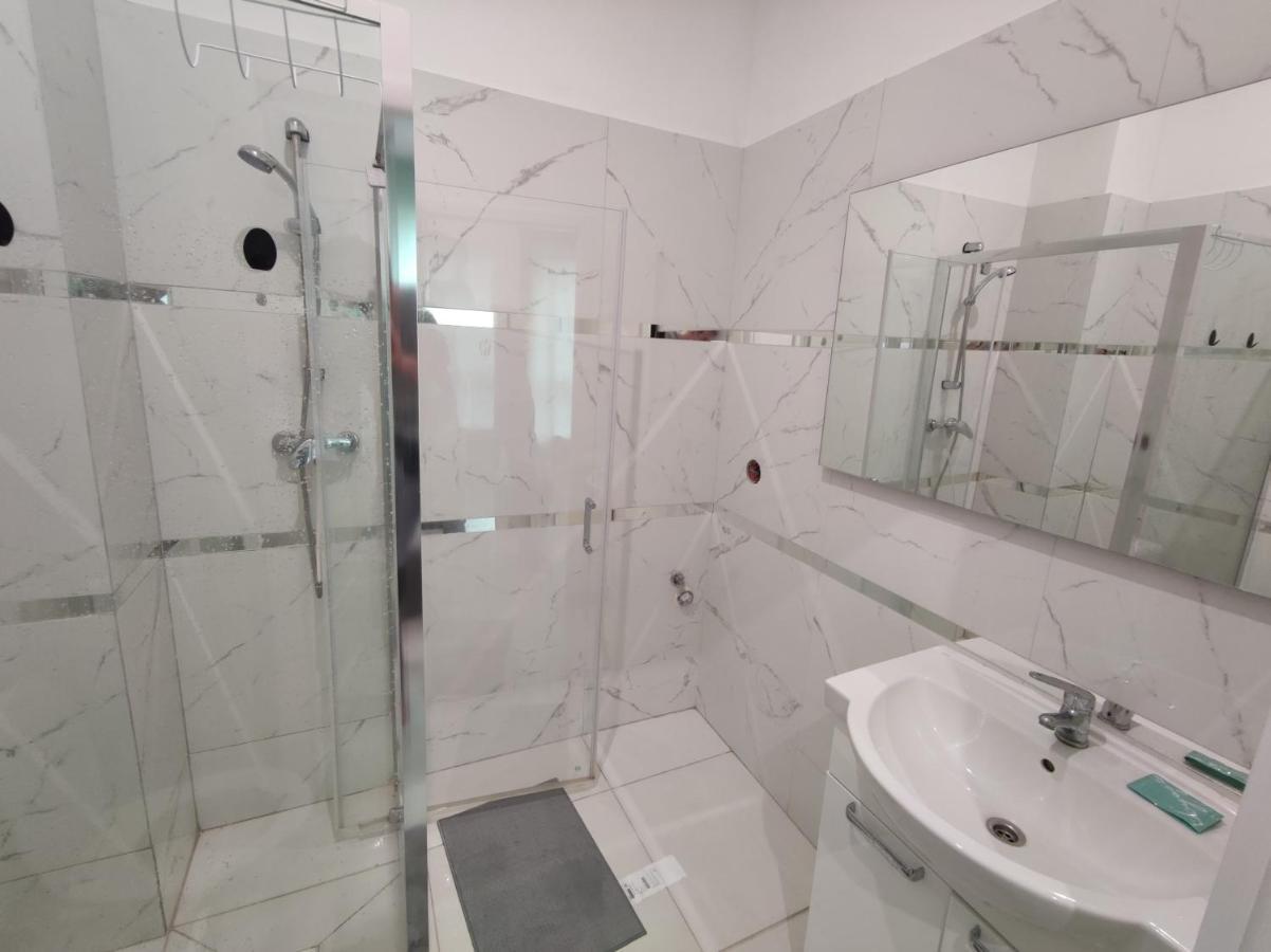Micadas Apartamenty Piaseczno  Exteriör bild